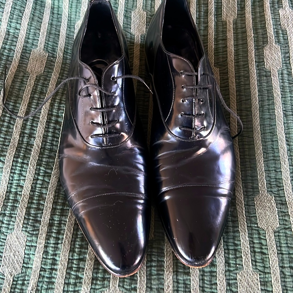 Men’s Prada black lace ups . Size 10.5. RETAIL $1295